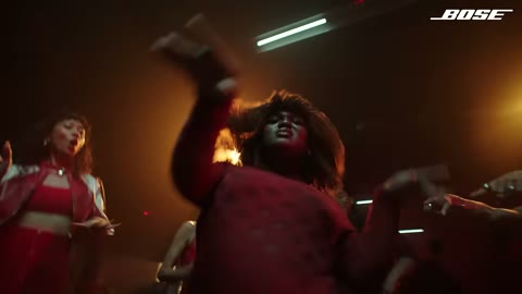 Beat 10: Dancers close