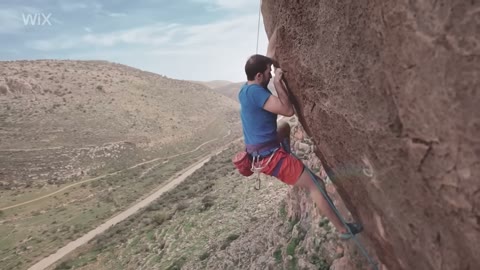 Beat 7: Handhold