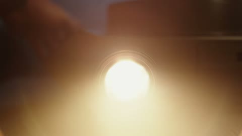 Beat 3: Lens glow